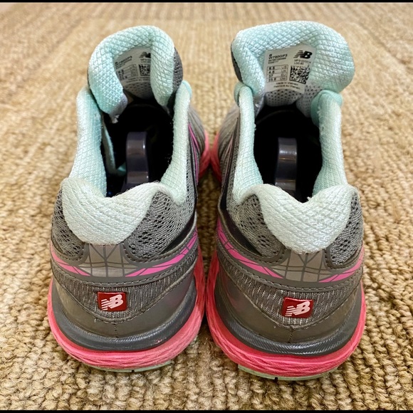Women’s New Balance 790V3 - Picture 5 of 8